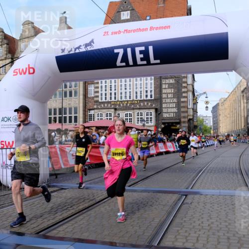 13.09.2026 - 21. swb-Marathon Bremen Tim E. http://msf.ph/oto/10322797 13.09.2026 10:59:30 Ziel 10415, 10427, 10492, 10668, 11086, 11125, 11301, 11302, 11500, 11913, 12015, 12118, 12200, 12267, 12297, 12537, 12541 meine-sportfotos.de