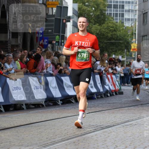 13.09.2026 - 21. swb-Marathon Bremen Strokosch-Dieckow http://msf.ph/oto/10322803 13.09.2026 13:09:58 Ziel 195, 2750, 4473, 4782, 6652, 9241, 538, 623, 957, 2020, 4781, 5627, 9817 meine-sportfotos.de