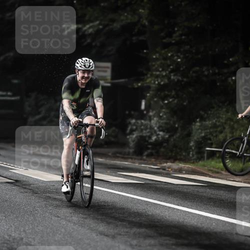 13.09.2026 - Stadtparktriathlon H.Heesch http://msf.ph/oto/10322822 13.09.2026 11:59:54 Radfahren 751, 805, 895, 986, 1011, 1026, 1067 meine-sportfotos.de