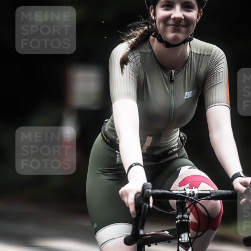 13.09.2026 - Stadtparktriathlon H.Heesch http://msf.ph/oto/10322825 13.09.2026 13:08:58 Radfahren 1162, 1319, 1397 meine-sportfotos.de