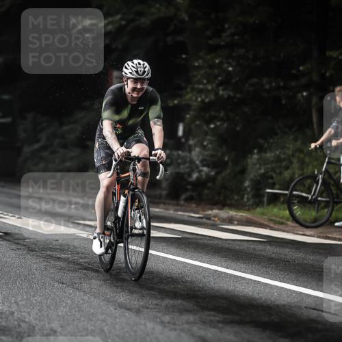 13.09.2026 - Stadtparktriathlon H.Heesch http://msf.ph/oto/10322829 13.09.2026 11:59:54 Radfahren 751, 805, 895, 986, 1011, 1026, 1067 meine-sportfotos.de