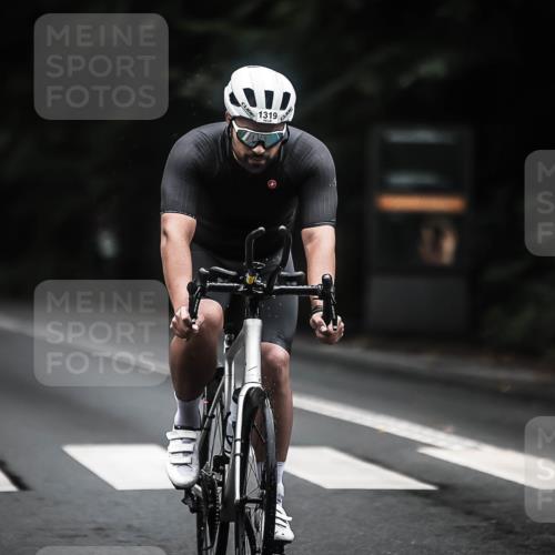 13.09.2026 - Stadtparktriathlon H.Heesch http://msf.ph/oto/10322832 13.09.2026 13:09:00 Radfahren 1230, 1319, 1397 meine-sportfotos.de