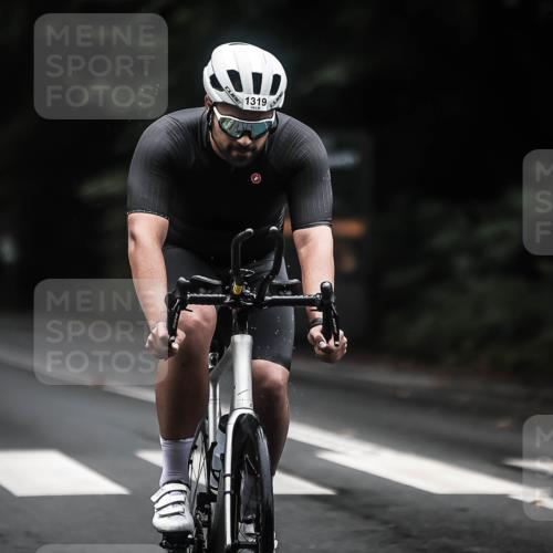 13.09.2026 - Stadtparktriathlon H.Heesch http://msf.ph/oto/10322844 13.09.2026 13:09:00 Radfahren 1230, 1319, 1397 meine-sportfotos.de