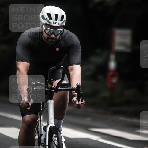 13.09.2026 - Stadtparktriathlon H.Heesch http://msf.ph/oto/10322855 13.09.2026 13:09:00 Radfahren 1230, 1319, 1397 meine-sportfotos.de