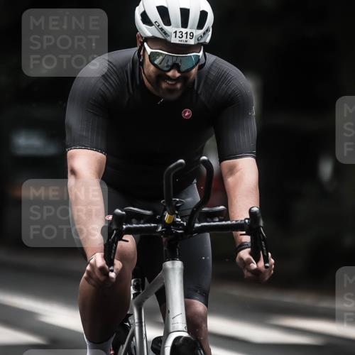 13.09.2026 - Stadtparktriathlon H.Heesch http://msf.ph/oto/10322872 13.09.2026 13:09:00 Radfahren 1230, 1319, 1397 meine-sportfotos.de