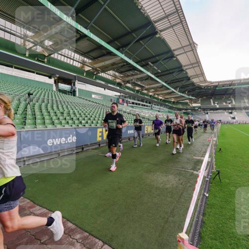 13.09.2026 - 21. swb-Marathon Bremen Michael Burmester http://msf.ph/oto/10322892 13.09.2026 13:24:25 Laufen im Stadion 137, 182, 213, 294, 324, 434, 505, 533, 548, 609, 708, 721, 723, 739, 743, 752, 892, 1273, 1331, 1463, 1471, 1491, 1504, 1515, 1597, 1598, 1746, 1830, 1944, 2095, 2211, 2252, 2267, 2271, 2286, 2312, 2323, 2433, 2445, 2465, 2475, 2483, 2495, 2497, 2503, 2506, 2554, 2571, 2644, 2768, 2776, 2833, 2936, 2968, 3005, 3142, 3211, 3252, 3282, 3288, 3289, 3292, 3298, 3306, 3312, 3347, 3364, 3381, 3390, 3395, 3423, 3447, 3505, 3559, 3727, 3770, 3819, 4231, 4466, 4467 meine-sportfotos.de