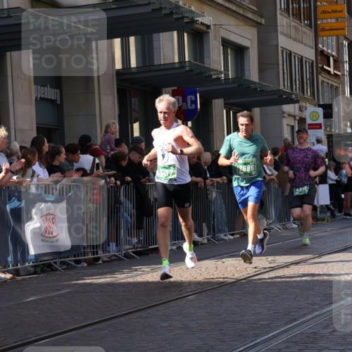 13.09.2026 - 21. swb-Marathon Bremen Strokosch-Dieckow http://msf.ph/oto/10322896 13.09.2026 13:18:50 Ziel 189, 666, 1599, 2007, 2390, 2423, 2535, 3182, 3508, 4819, 4857, 4916, 5172, 6008, 6137, 6310, 6633, 7154, 7647, 7686, 7754, 7791, 9512, 9552, 9638, 9805, 13184, 307, 465, 2324, 2948, 3631, 4120, 4413, 4642, 4916, 5277, 5867, 6787, 7104, 7163, 7245, 7602, 7731, 8404, 8540, 8743, 8872, 9019, 9275, 9327, 9833 meine-sportfotos.de