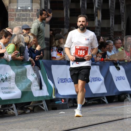 13.09.2026 - 21. swb-Marathon Bremen Strokosch-Dieckow http://msf.ph/oto/10322942 13.09.2026 13:10:04 Ziel 195, 567, 1723, 1975, 2750, 4473, 4782, 8835, 9241, 9277, 9804, 957, 8064 meine-sportfotos.de
