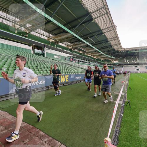 13.09.2026 - 21. swb-Marathon Bremen Michael Burmester http://msf.ph/oto/10322968 13.09.2026 13:24:32 Laufen im Stadion 137, 182, 213, 294, 324, 434, 505, 533, 548, 708, 721, 723, 739, 743, 752, 815, 818, 1273, 1331, 1463, 1471, 1491, 1504, 1515, 1561, 1597, 1598, 1830, 1944, 2059, 2095, 2211, 2252, 2267, 2271, 2286, 2312, 2323, 2354, 2445, 2465, 2483, 2495, 2497, 2503, 2506, 2554, 2571, 2644, 2752, 2768, 2776, 2833, 2896, 2936, 2968, 3005, 3142, 3211, 3259, 3282, 3288, 3289, 3292, 3298, 3306, 3312, 3329, 3364, 3381, 3390, 3395, 3423, 3447, 3559, 3727, 3770, 3819, 4466, 4467 meine-sportfotos.de
