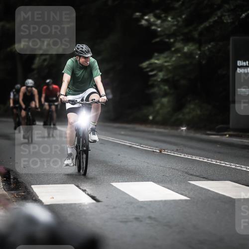 13.09.2026 - Stadtparktriathlon H.Heesch http://msf.ph/oto/10322999 13.09.2026 13:09:20 Radfahren 1217, 1254, 1288, 1362 meine-sportfotos.de