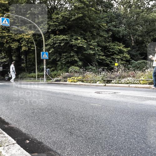 13.09.2026 - Stadtparktriathlon H.Heesch http://msf.ph/oto/10323012 13.09.2026 11:25:26 Radfahren 759, 803 meine-sportfotos.de