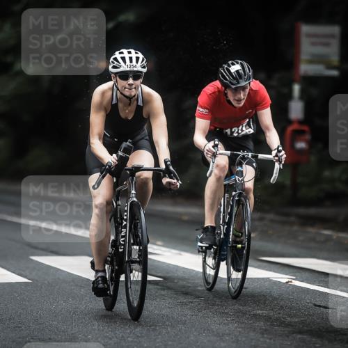 13.09.2026 - Stadtparktriathlon H.Heesch http://msf.ph/oto/10323042 13.09.2026 13:09:24 Radfahren 1217, 1254, 1288, 1362 meine-sportfotos.de