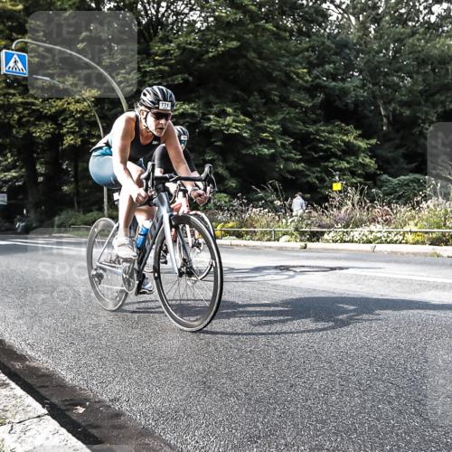 13.09.2026 - Stadtparktriathlon H.Heesch http://msf.ph/oto/10323050 13.09.2026 11:25:36 Radfahren 625, 683, 766, 771, 818 meine-sportfotos.de