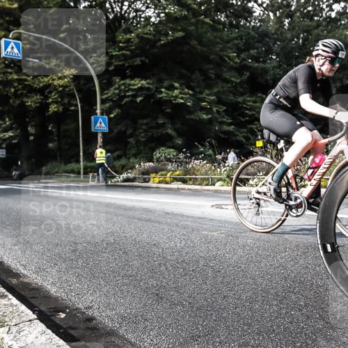 13.09.2026 - Stadtparktriathlon H.Heesch http://msf.ph/oto/10323057 13.09.2026 11:25:37 Radfahren 593, 625, 683, 766, 771 meine-sportfotos.de