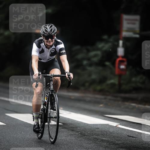 13.09.2026 - Stadtparktriathlon H.Heesch http://msf.ph/oto/10323067 13.09.2026 13:09:26 Radfahren 1189, 1217, 1254, 1288, 1299, 1357, 1362 meine-sportfotos.de