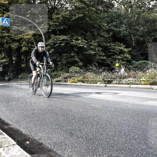 13.09.2026 - Stadtparktriathlon H.Heesch http://msf.ph/oto/10323088 13.09.2026 11:25:39 Radfahren 593, 625, 766, 771 meine-sportfotos.de