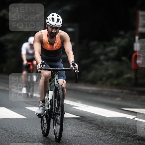 13.09.2026 - Stadtparktriathlon H.Heesch http://msf.ph/oto/10323112 13.09.2026 13:09:31 Radfahren 1189, 1243, 1299, 1321, 1357, 1362, 1366 meine-sportfotos.de