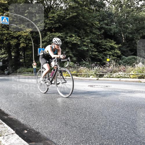 13.09.2026 - Stadtparktriathlon H.Heesch http://msf.ph/oto/10323116 13.09.2026 11:25:45 Radfahren 603, 801, 810 meine-sportfotos.de