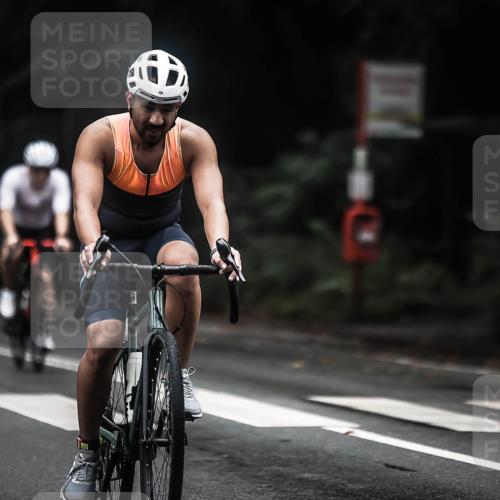 13.09.2026 - Stadtparktriathlon H.Heesch http://msf.ph/oto/10323121 13.09.2026 13:09:31 Radfahren 1189, 1243, 1299, 1321, 1357, 1362, 1366 meine-sportfotos.de