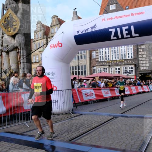 13.09.2026 - 21. swb-Marathon Bremen Tim E. http://msf.ph/oto/10323126 13.09.2026 10:59:37 Ziel 10377, 10492, 10668, 10922, 11086, 11125, 11301, 11302, 11500, 11873, 12118, 12200, 12267, 12295, 12537, 12541 meine-sportfotos.de