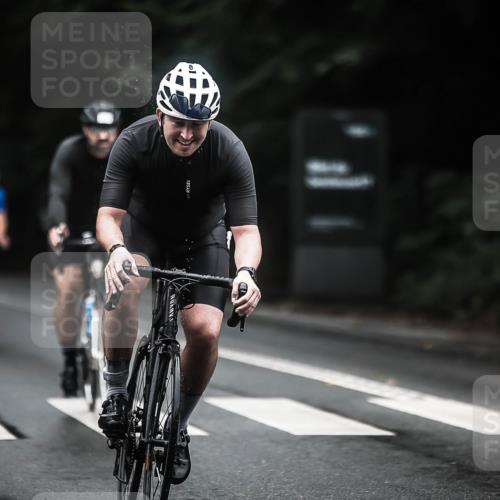 13.09.2026 - Stadtparktriathlon H.Heesch http://msf.ph/oto/10323141 13.09.2026 13:09:32 Radfahren 1189, 1243, 1299, 1321, 1357, 1366 meine-sportfotos.de