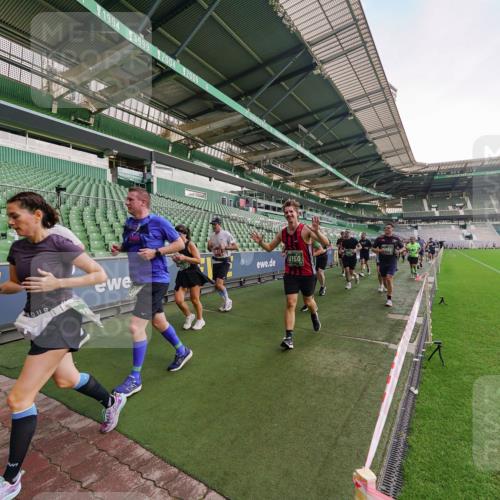 13.09.2026 - 21. swb-Marathon Bremen Michael Burmester http://msf.ph/oto/10323146 13.09.2026 13:24:53 Laufen im Stadion 137, 182, 213, 294, 324, 434, 505, 543, 548, 721, 723, 739, 743, 752, 815, 818, 966, 1273, 1410, 1443, 1459, 1463, 1471, 1491, 1504, 1515, 1561, 1597, 1598, 1830, 1944, 1953, 2058, 2059, 2095, 2211, 2252, 2267, 2271, 2286, 2308, 2312, 2323, 2354, 2445, 2465, 2483, 2495, 2497, 2503, 2506, 2554, 2571, 2591, 2644, 2752, 2762, 2768, 2776, 2833, 2878, 2896, 2936, 2968, 2981, 3005, 3142, 3211, 3259, 3282, 3288, 3289, 3292, 3298, 3306, 3312, 3329, 3364, 3381, 3390, 3395, 3770 meine-sportfotos.de