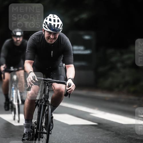 13.09.2026 - Stadtparktriathlon H.Heesch http://msf.ph/oto/10323147 13.09.2026 13:09:32 Radfahren 1189, 1243, 1299, 1321, 1357, 1366 meine-sportfotos.de