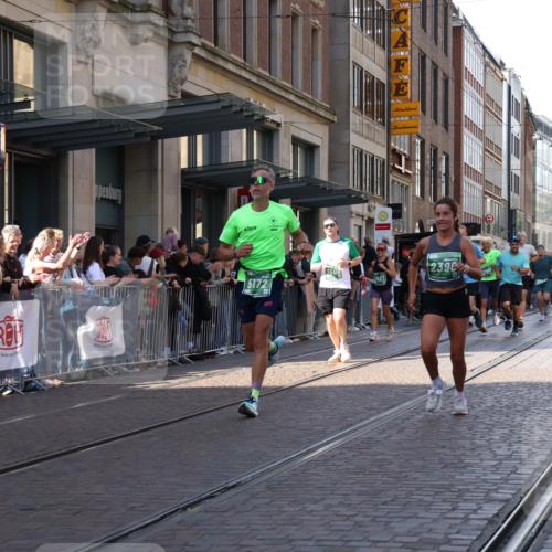 13.09.2026 - 21. swb-Marathon Bremen Strokosch-Dieckow http://msf.ph/oto/10323149 13.09.2026 13:18:56 Ziel 189, 666, 1599, 2007, 2390, 2423, 2535, 3182, 3508, 4319, 4819, 4857, 5172, 5371, 6008, 6137, 6633, 7647, 7686, 7754, 9512, 9552, 9638, 9805, 307, 2324, 2948, 3631, 4120, 4413, 4642, 4916, 5277, 5867, 6310, 6787, 7104, 7154, 7163, 7602, 7791, 8540, 8743, 9327, 9833, 13184 meine-sportfotos.de