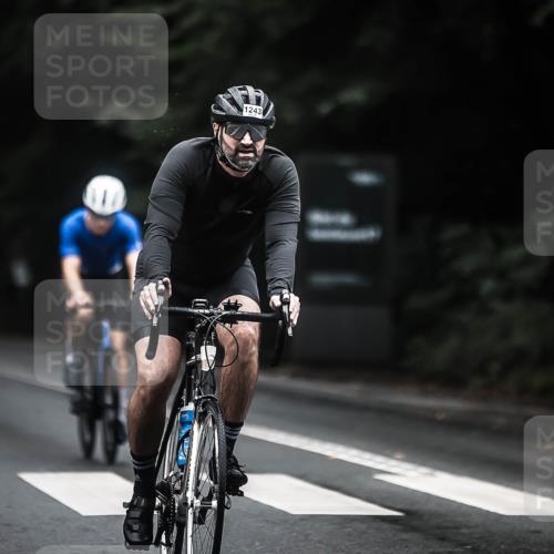 13.09.2026 - Stadtparktriathlon H.Heesch http://msf.ph/oto/10323166 13.09.2026 13:09:33 Radfahren 1189, 1243, 1299, 1321, 1357, 1366, 1368 meine-sportfotos.de