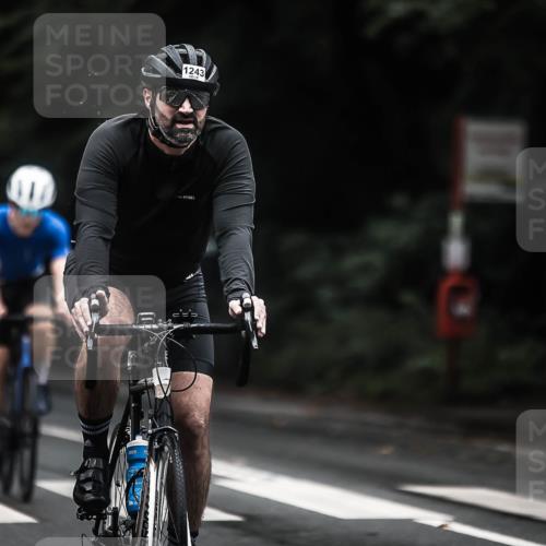13.09.2026 - Stadtparktriathlon H.Heesch http://msf.ph/oto/10323179 13.09.2026 13:09:34 Radfahren 1189, 1243, 1299, 1321, 1357, 1366, 1368 meine-sportfotos.de