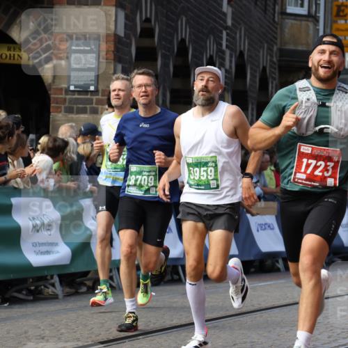 13.09.2026 - 21. swb-Marathon Bremen Strokosch-Dieckow http://msf.ph/oto/10323206 13.09.2026 13:10:19 Ziel 538, 567, 623, 1723, 1975, 2020, 4781, 5627, 8835, 9277, 9804, 9817, 604, 640, 1277, 2605, 3959, 5532, 5620, 6267, 7881, 8033, 8709 meine-sportfotos.de