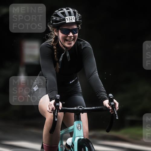 13.09.2026 - Stadtparktriathlon H.Heesch http://msf.ph/oto/10323231 13.09.2026 13:09:38 Radfahren 1189, 1243, 1299, 1321, 1366, 1368, 1387 meine-sportfotos.de