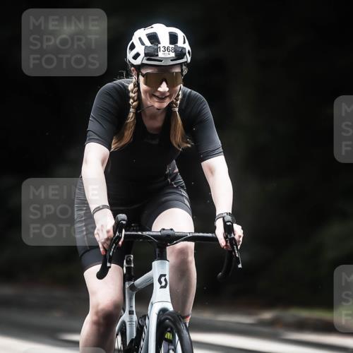 13.09.2026 - Stadtparktriathlon H.Heesch http://msf.ph/oto/10323260 13.09.2026 13:09:40 Radfahren 1209, 1321, 1366, 1368, 1387 meine-sportfotos.de