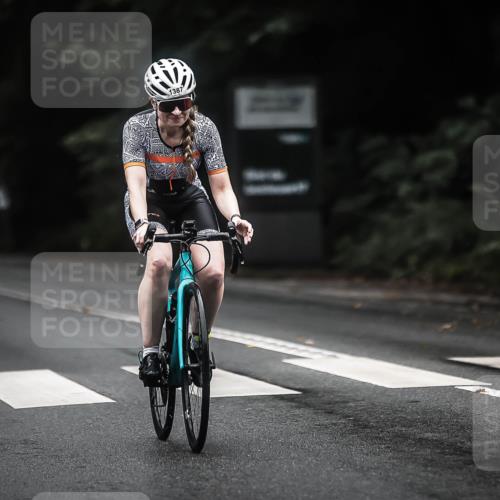 13.09.2026 - Stadtparktriathlon H.Heesch http://msf.ph/oto/10323284 13.09.2026 13:09:42 Radfahren 1209, 1280, 1321, 1368, 1387 meine-sportfotos.de