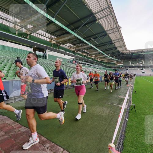 13.09.2026 - 21. swb-Marathon Bremen Michael Burmester http://msf.ph/oto/10323302 13.09.2026 13:25:05 Laufen im Stadion 137, 182, 213, 294, 324, 505, 530, 543, 548, 645, 721, 723, 739, 743, 752, 815, 818, 966, 1273, 1410, 1443, 1459, 1463, 1471, 1487, 1491, 1504, 1515, 1561, 1597, 1598, 1744, 1828, 1830, 1944, 1953, 2058, 2059, 2095, 2211, 2252, 2267, 2271, 2286, 2298, 2308, 2312, 2323, 2354, 2445, 2465, 2483, 2495, 2497, 2503, 2506, 2554, 2571, 2591, 2644, 2752, 2762, 2768, 2776, 2833, 2878, 2896, 2981, 3005, 3097, 3142, 3211, 3259, 3288, 3289, 3298, 3306, 3312, 3329, 3364, 3381, 3390 meine-sportfotos.de