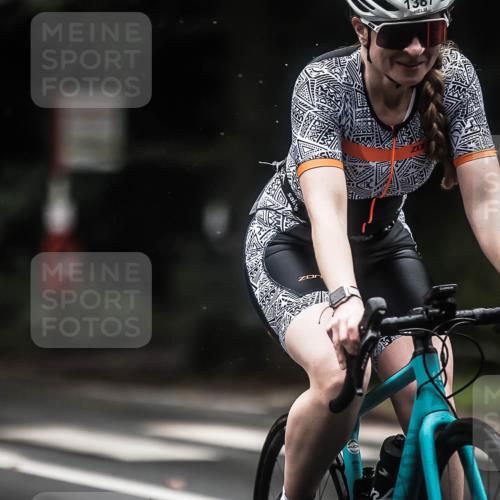 13.09.2026 - Stadtparktriathlon H.Heesch http://msf.ph/oto/10323326 13.09.2026 13:09:43 Radfahren 1209, 1273, 1280, 1321, 1368, 1387 meine-sportfotos.de