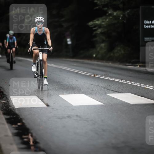 13.09.2026 - Stadtparktriathlon H.Heesch http://msf.ph/oto/10323329 13.09.2026 13:09:43 Radfahren 1209, 1273, 1280, 1321, 1368, 1387 meine-sportfotos.de