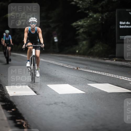 13.09.2026 - Stadtparktriathlon H.Heesch http://msf.ph/oto/10323332 13.09.2026 13:09:44 Radfahren 1209, 1273, 1280, 1368, 1387 meine-sportfotos.de