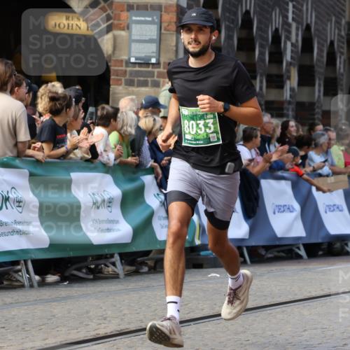 13.09.2026 - 21. swb-Marathon Bremen Strokosch-Dieckow http://msf.ph/oto/10323342 13.09.2026 13:10:23 Ziel 538, 623, 957, 2020, 4781, 5627, 8835, 9817, 640, 1181, 1277, 1554, 2605, 4727, 5152, 5620, 6267, 7881 meine-sportfotos.de