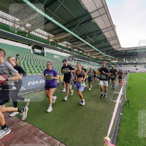 13.09.2026 - 21. swb-Marathon Bremen Michael Burmester http://msf.ph/oto/10323349 13.09.2026 13:25:10 Laufen im Stadion 137, 182, 213, 294, 324, 505, 530, 543, 548, 645, 721, 723, 739, 743, 752, 815, 818, 966, 1273, 1283, 1410, 1443, 1459, 1463, 1471, 1487, 1491, 1504, 1515, 1561, 1597, 1598, 1744, 1828, 1830, 1944, 1953, 2058, 2059, 2095, 2211, 2252, 2267, 2271, 2286, 2298, 2308, 2312, 2323, 2354, 2465, 2483, 2497, 2503, 2506, 2554, 2571, 2591, 2644, 2752, 2762, 2776, 2833, 2878, 2896, 2981, 3005, 3062, 3097, 3142, 3172, 3211, 3259, 3288, 3289, 3298, 3306, 3312, 3329, 3364, 3381, 3390 meine-sportfotos.de