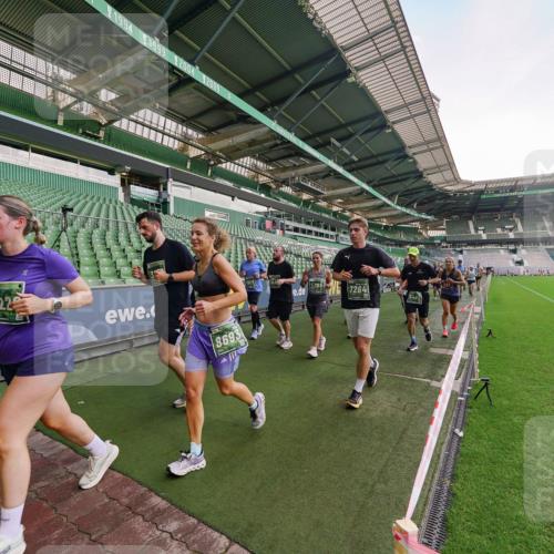 13.09.2026 - 21. swb-Marathon Bremen Michael Burmester http://msf.ph/oto/10323354 13.09.2026 13:25:10 Laufen im Stadion 137, 182, 213, 294, 324, 505, 530, 543, 548, 645, 721, 723, 739, 743, 752, 815, 818, 966, 1273, 1283, 1410, 1443, 1459, 1463, 1471, 1487, 1491, 1504, 1515, 1561, 1597, 1598, 1744, 1828, 1830, 1944, 1953, 2058, 2059, 2095, 2211, 2252, 2267, 2271, 2286, 2298, 2308, 2312, 2323, 2354, 2465, 2483, 2497, 2503, 2506, 2554, 2571, 2591, 2644, 2752, 2762, 2776, 2833, 2878, 2896, 2981, 3005, 3062, 3097, 3142, 3172, 3211, 3259, 3288, 3289, 3298, 3306, 3312, 3329, 3364, 3381, 3390 meine-sportfotos.de