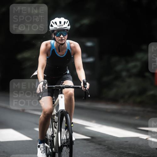 13.09.2026 - Stadtparktriathlon H.Heesch http://msf.ph/oto/10323362 13.09.2026 13:09:45 Radfahren 1209, 1248, 1273, 1280, 1367, 1368, 1387 meine-sportfotos.de