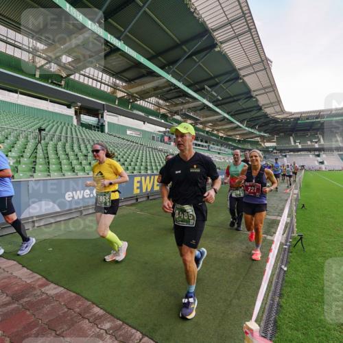 13.09.2026 - 21. swb-Marathon Bremen Michael Burmester http://msf.ph/oto/10323370 13.09.2026 13:25:12 Laufen im Stadion 137, 182, 213, 294, 324, 505, 530, 543, 548, 645, 721, 723, 739, 743, 752, 815, 818, 966, 1273, 1283, 1410, 1443, 1459, 1463, 1471, 1487, 1491, 1504, 1515, 1561, 1597, 1598, 1744, 1828, 1830, 1944, 1953, 2058, 2059, 2095, 2211, 2252, 2267, 2271, 2298, 2308, 2312, 2323, 2354, 2382, 2465, 2483, 2497, 2503, 2506, 2554, 2571, 2591, 2644, 2752, 2762, 2776, 2833, 2878, 2896, 2981, 3005, 3062, 3097, 3142, 3172, 3211, 3259, 3288, 3289, 3298, 3306, 3312, 3329, 3381, 3390 meine-sportfotos.de