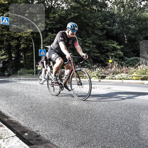 13.09.2026 - Stadtparktriathlon H.Heesch http://msf.ph/oto/10323390 13.09.2026 11:26:35 Radfahren 710 meine-sportfotos.de