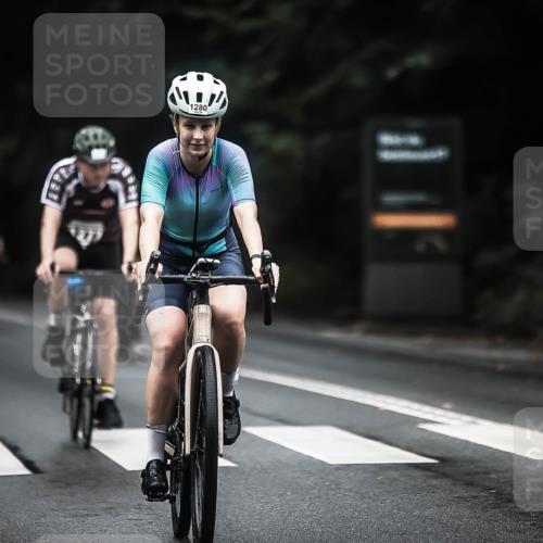 13.09.2026 - Stadtparktriathlon H.Heesch http://msf.ph/oto/10323391 13.09.2026 13:09:48 Radfahren 1209, 1248, 1273, 1280, 1314, 1367, 1382, 1387 meine-sportfotos.de