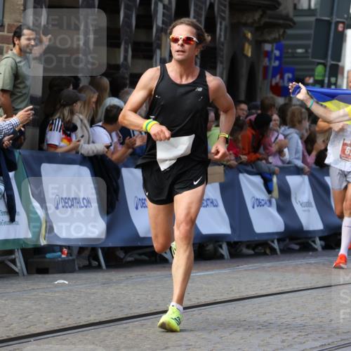 13.09.2026 - 21. swb-Marathon Bremen Strokosch-Dieckow http://msf.ph/oto/10323398 13.09.2026 13:10:25 Ziel 538, 623, 957, 2020, 4781, 5627, 9817, 640, 1181, 1554, 2605, 4727, 5066, 5152, 5620, 5648, 6267, 7881 meine-sportfotos.de