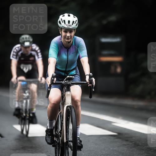 13.09.2026 - Stadtparktriathlon H.Heesch http://msf.ph/oto/10323402 13.09.2026 13:09:48 Radfahren 1209, 1248, 1273, 1280, 1314, 1367, 1382, 1387 meine-sportfotos.de