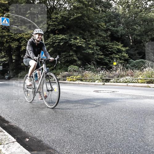 13.09.2026 - Stadtparktriathlon H.Heesch http://msf.ph/oto/10323435 13.09.2026 11:27:01 Radfahren 610, 761 meine-sportfotos.de