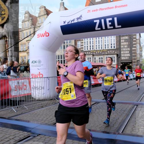 13.09.2026 - 21. swb-Marathon Bremen Tim E. http://msf.ph/oto/10323449 13.09.2026 10:59:47 Ziel 10147, 10377, 10745, 10922, 11151, 11207, 11519, 11594, 11873, 12267, 12295, 12481, 12527, 12537 meine-sportfotos.de
