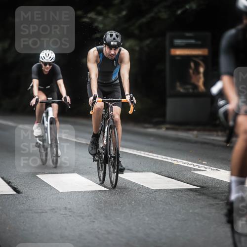 13.09.2026 - Stadtparktriathlon H.Heesch http://msf.ph/oto/10323484 13.09.2026 13:09:55 Radfahren 1232, 1248, 1273, 1314, 1325, 1349, 1367, 1382 meine-sportfotos.de